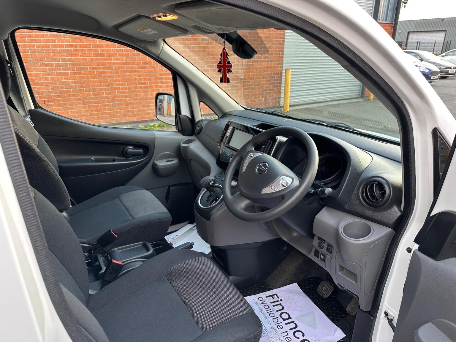 Nissan eNV200