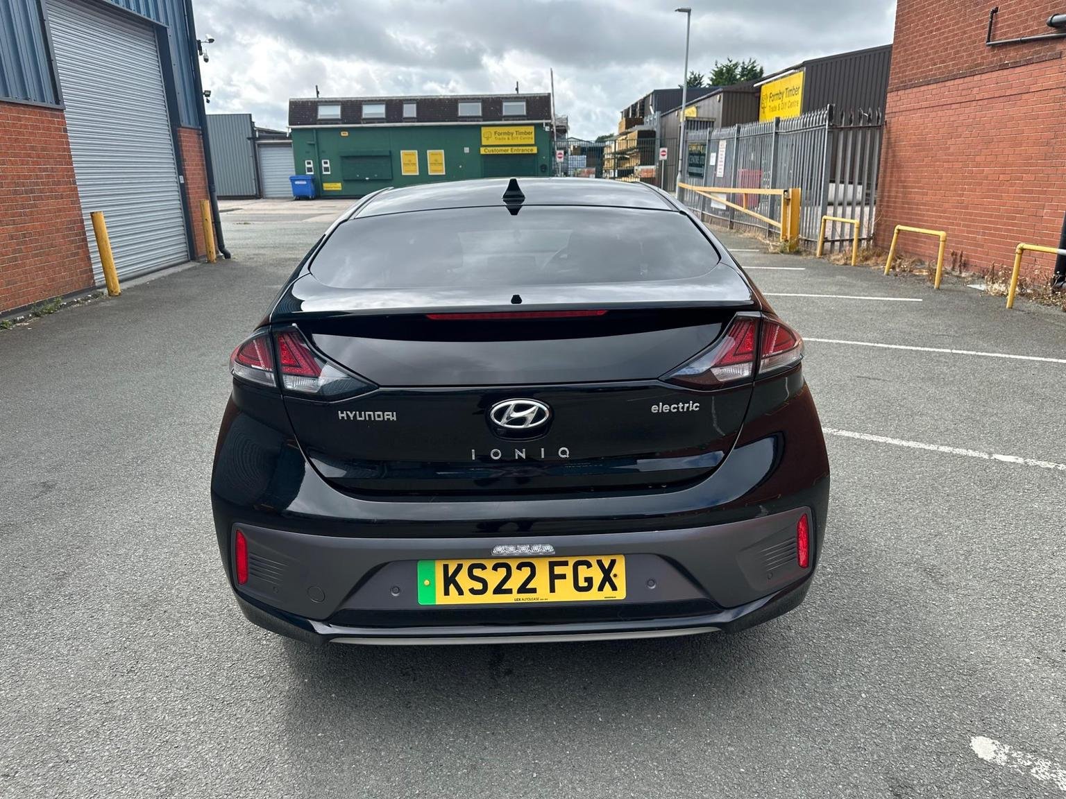 Hyundai IONIQ