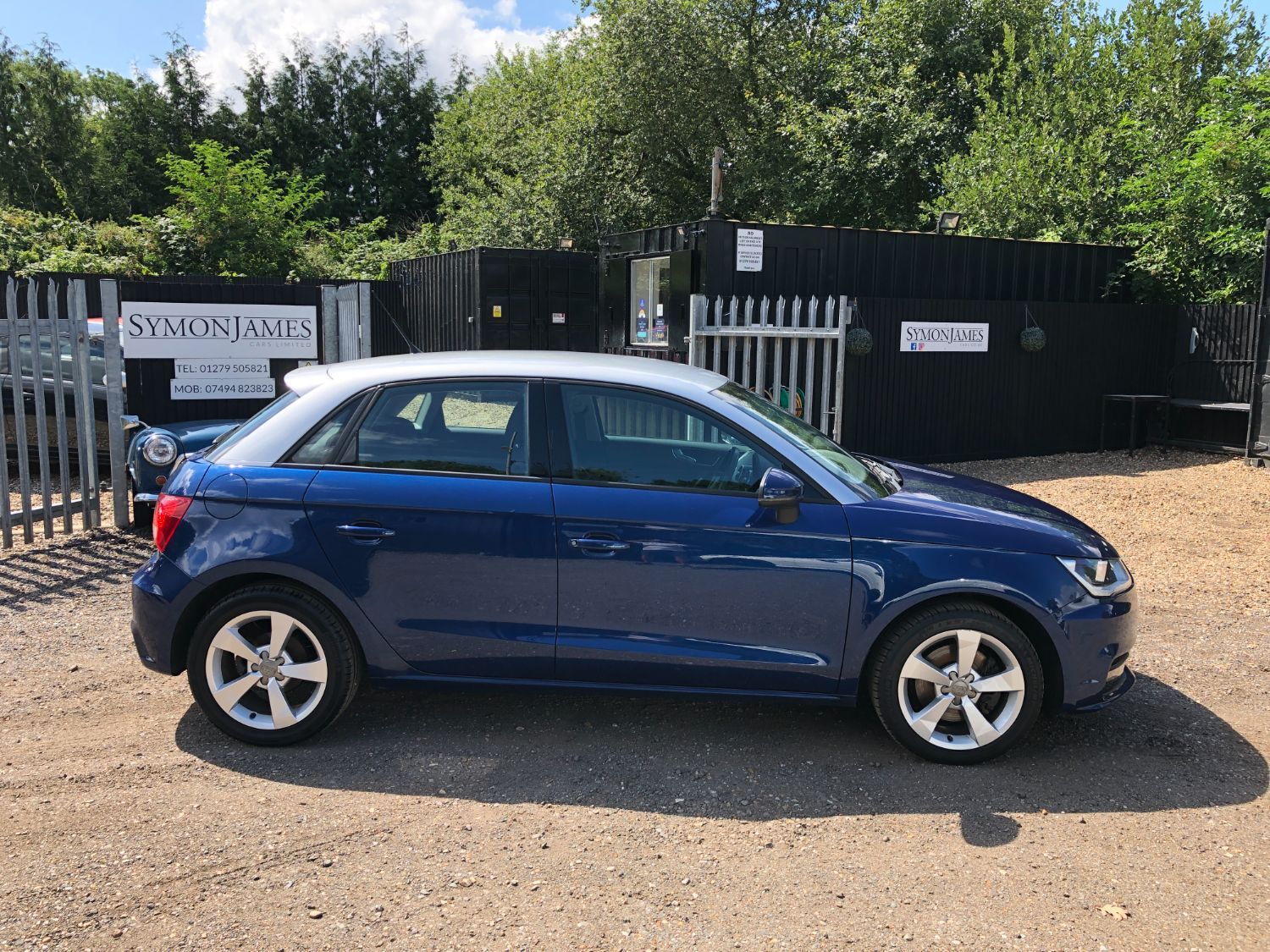 Audi A1