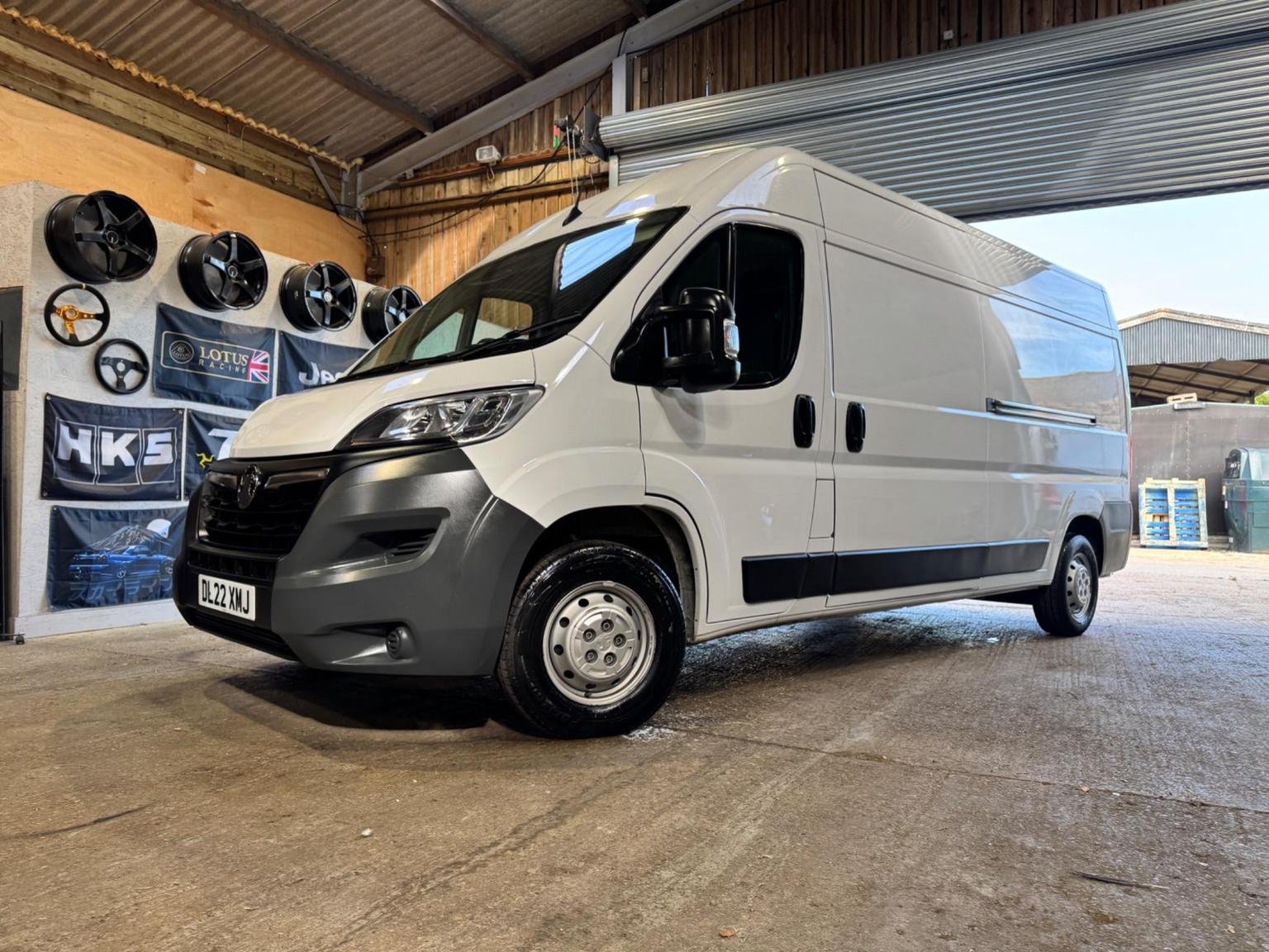 Vauxhall Movano