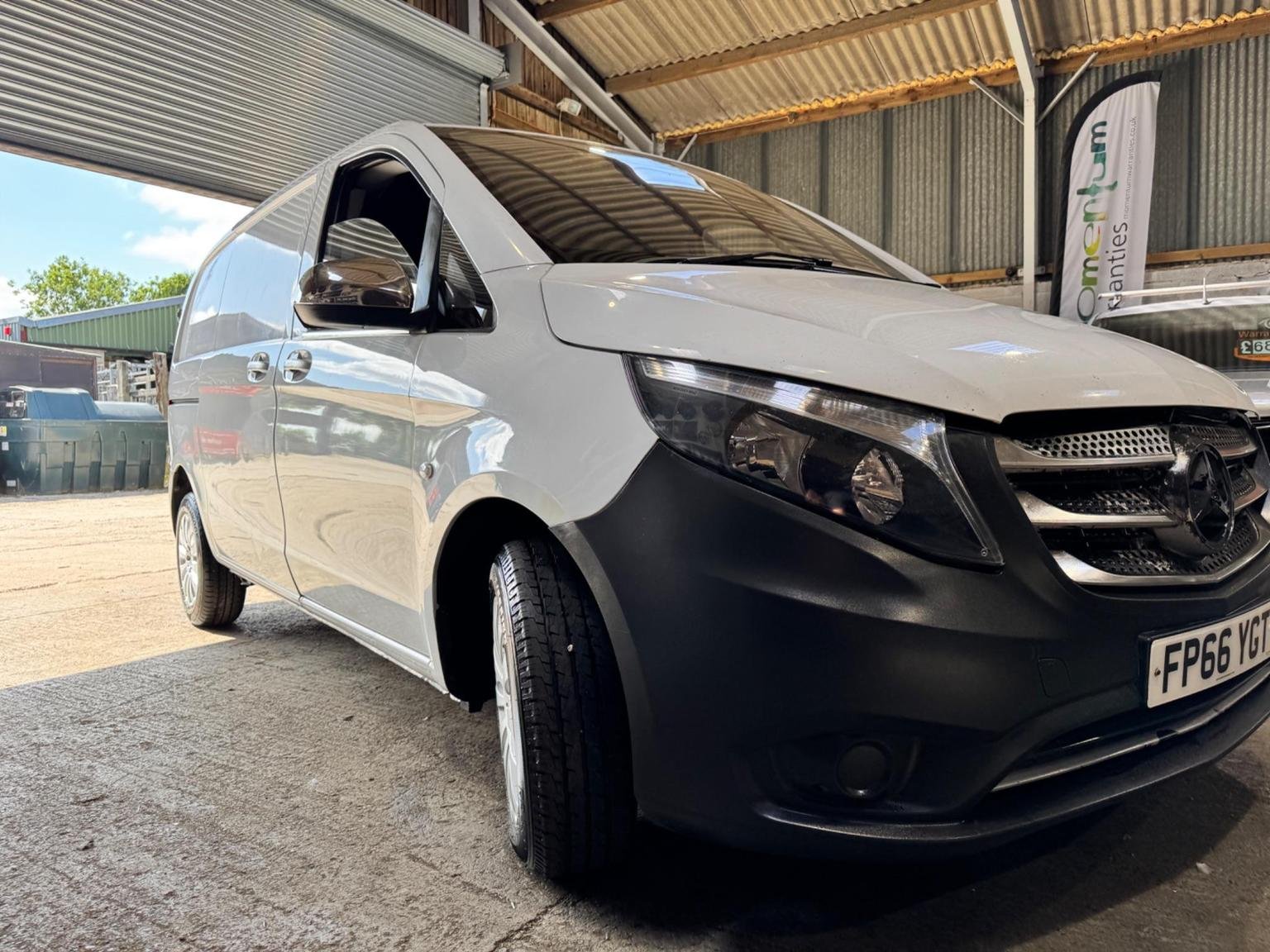 Mercedes Benz Vito