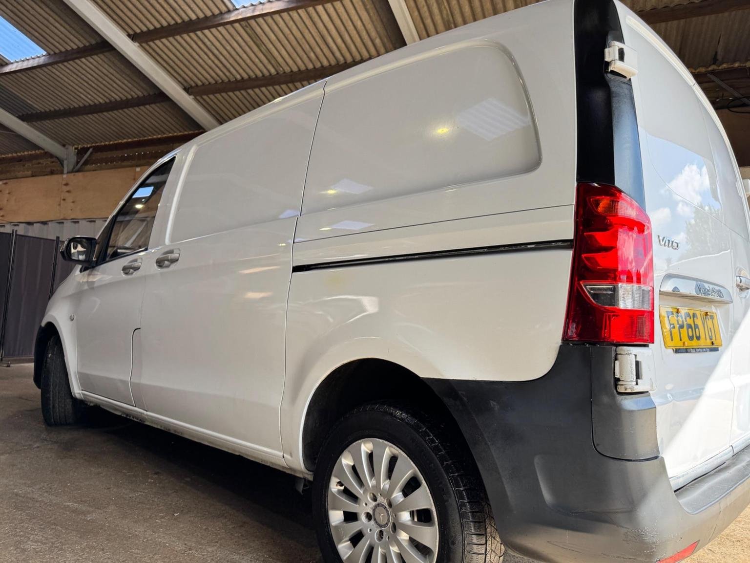 Mercedes Benz Vito