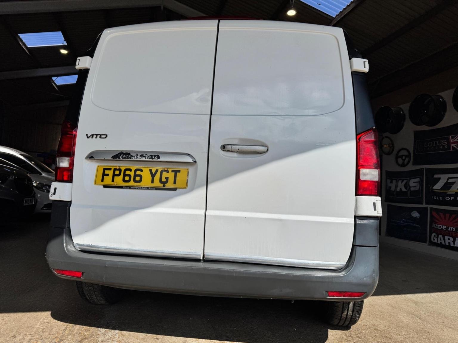 Mercedes Benz Vito