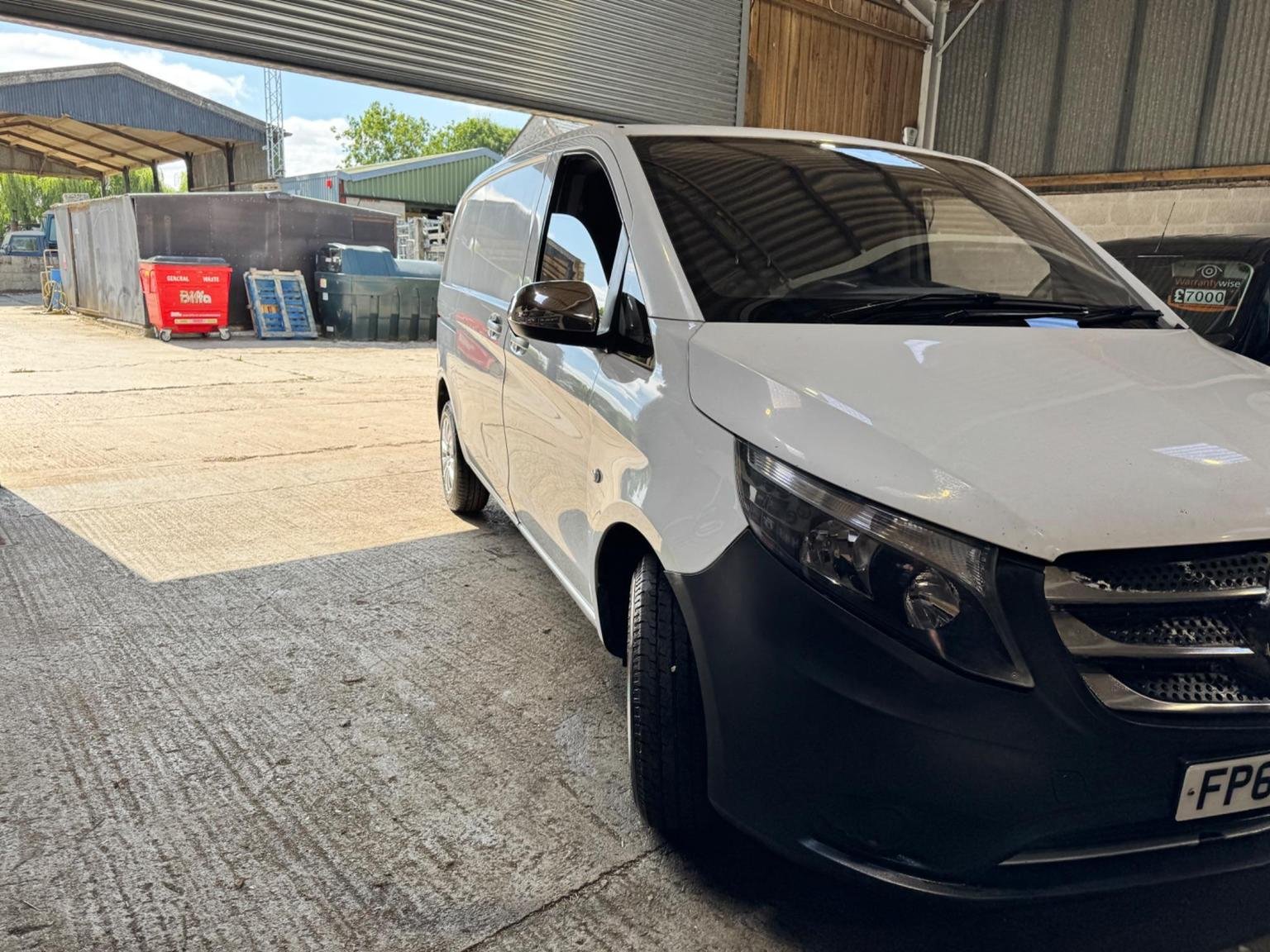 Mercedes Benz Vito