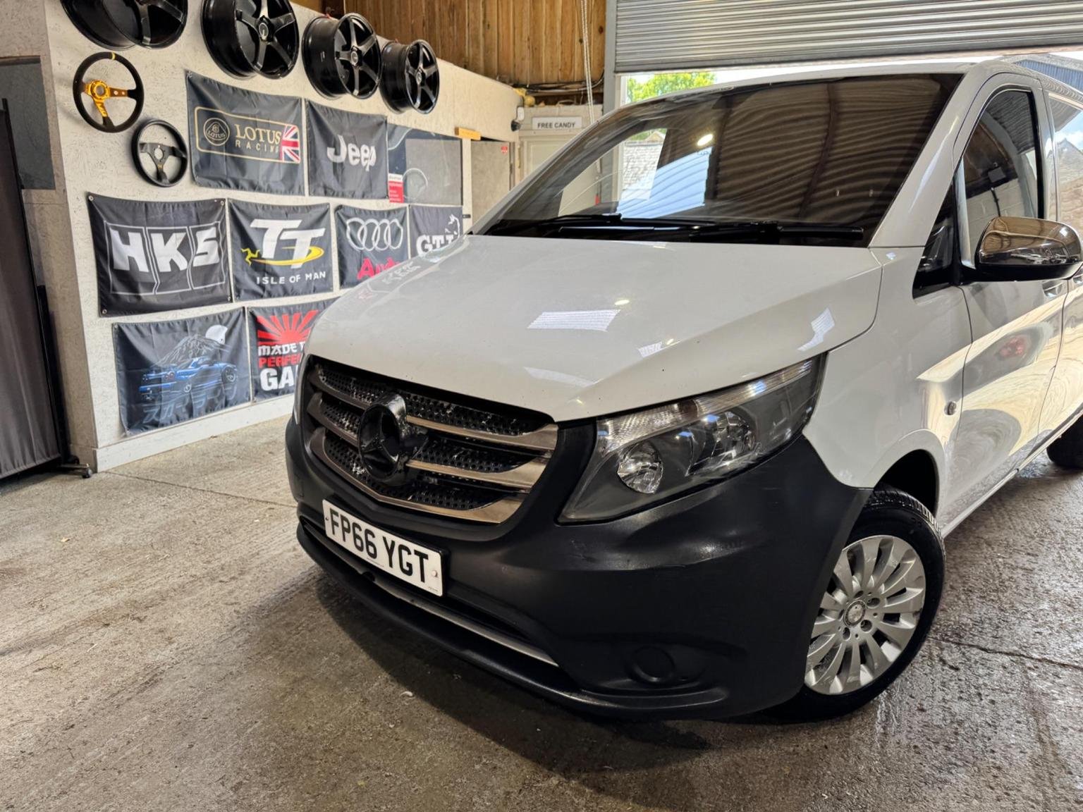 Mercedes Benz Vito