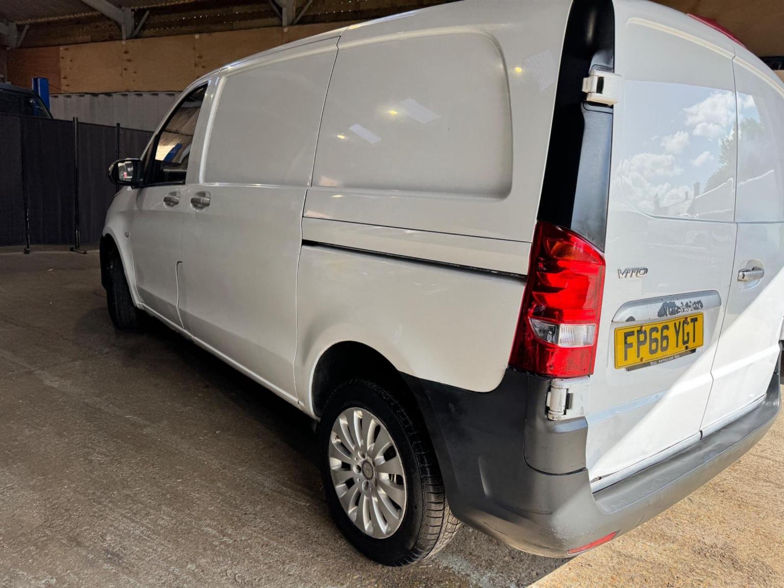 Mercedes Benz Vito