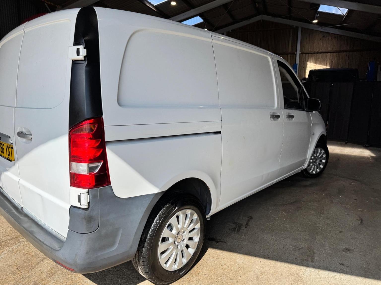 Mercedes Benz Vito