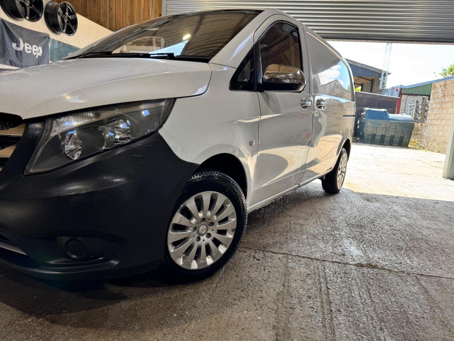 Mercedes Benz Vito