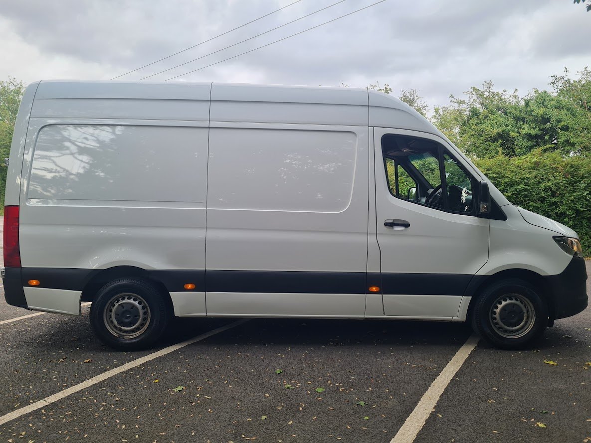Mercedes Benz Sprinter