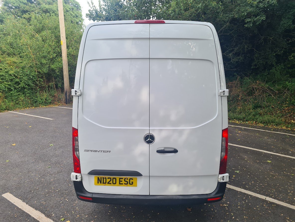 Mercedes Benz Sprinter