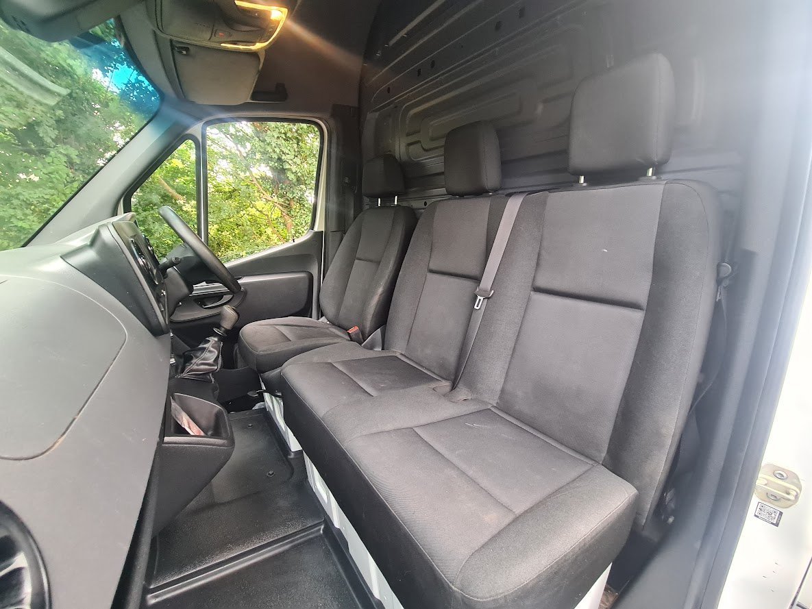 Mercedes Benz Sprinter