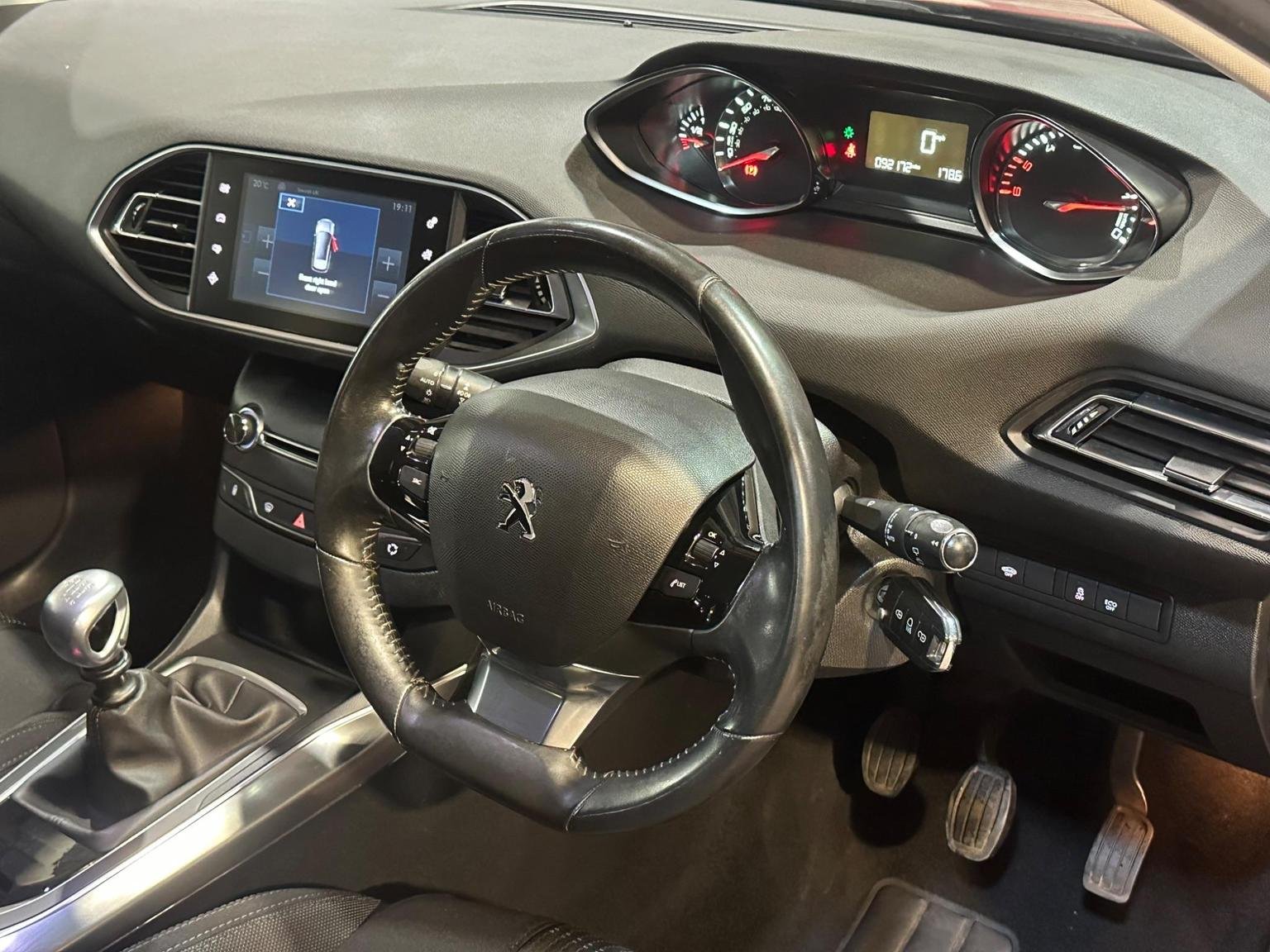 Peugeot 308