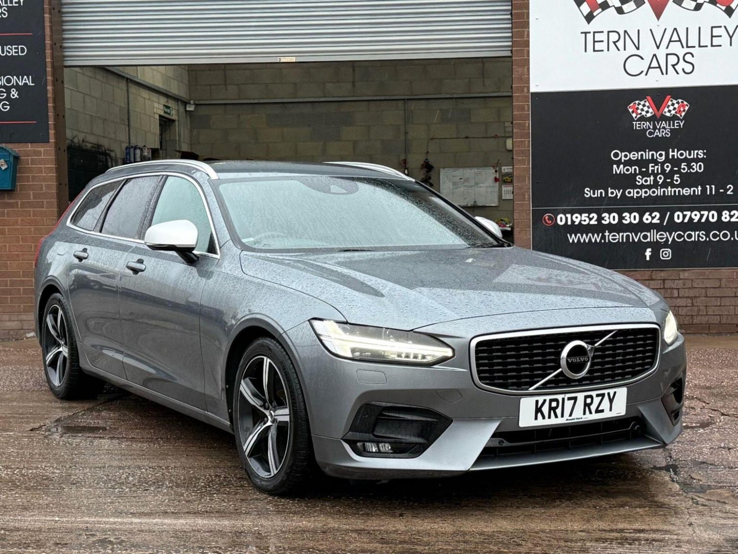 Volvo V90