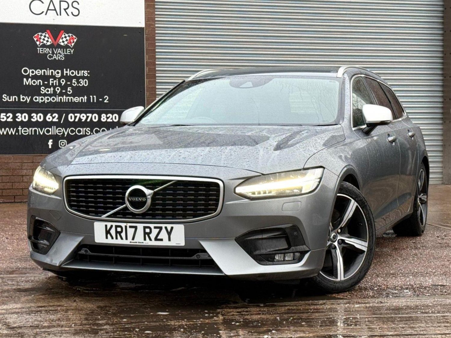 Volvo V90