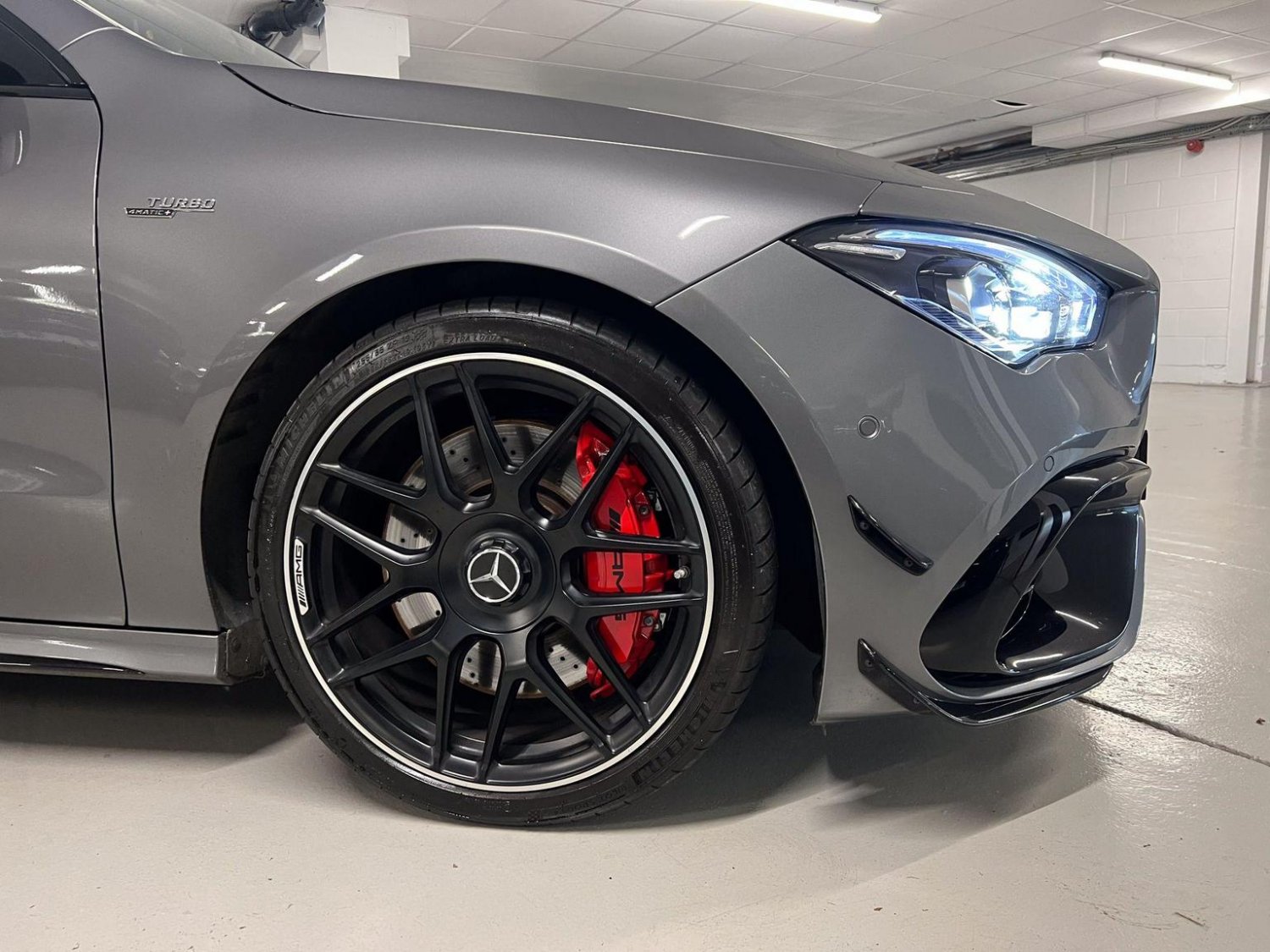 Mercedes Benz CLA