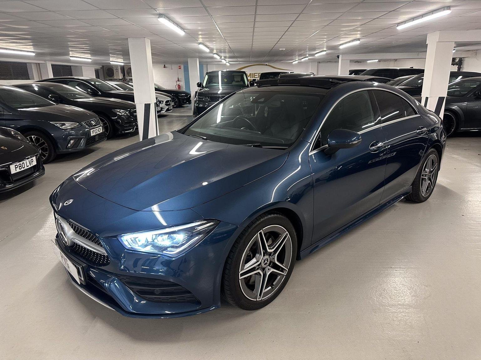 Mercedes Benz CLA