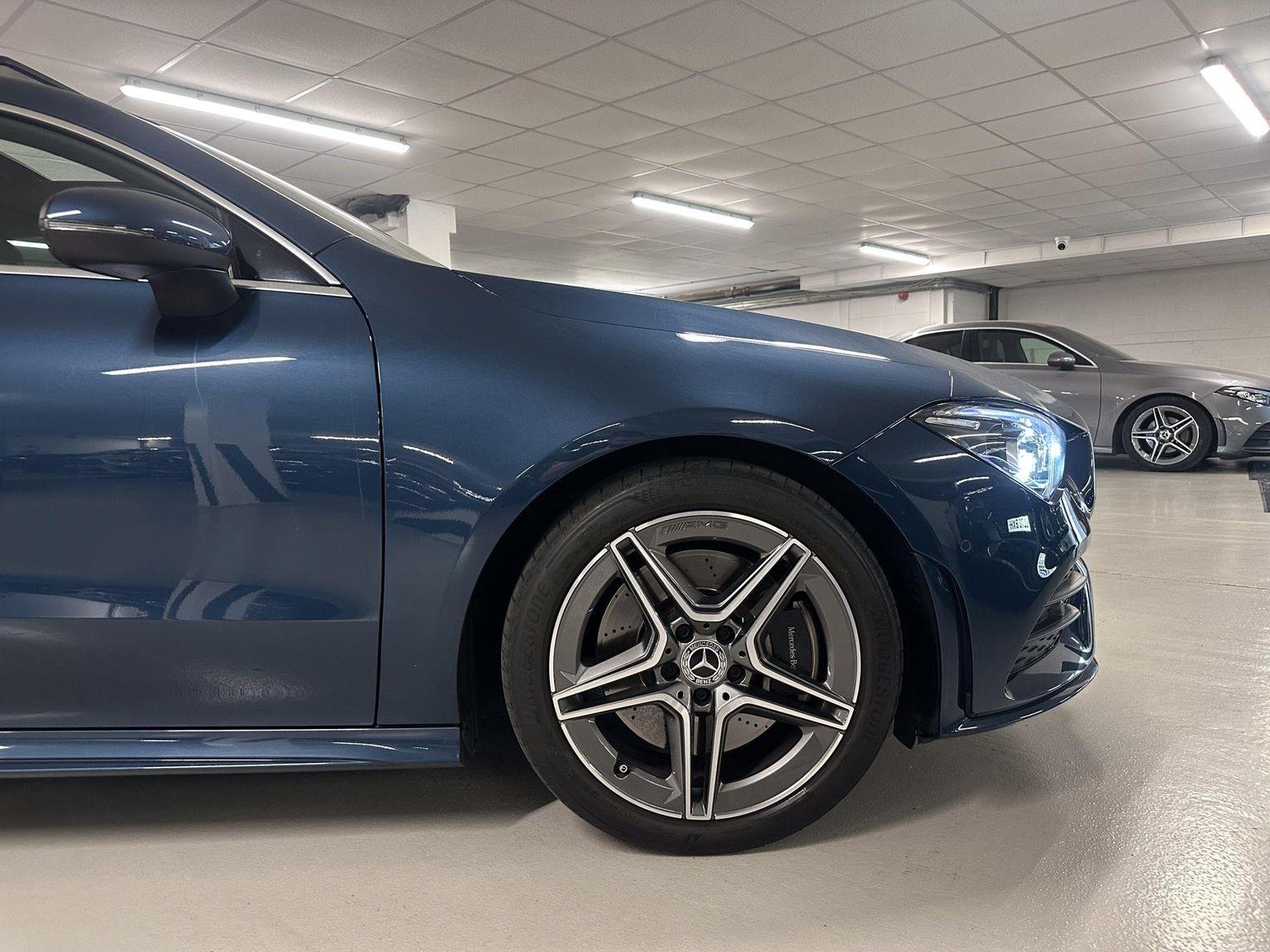 Mercedes Benz CLA