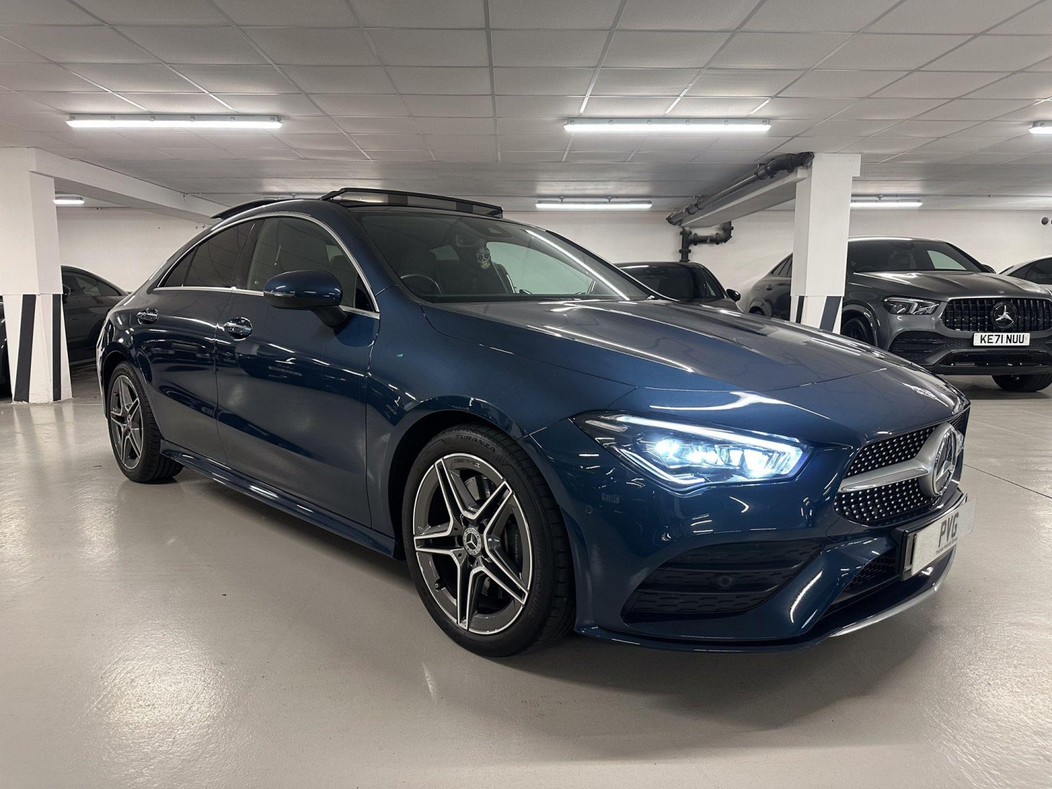 Mercedes Benz CLA