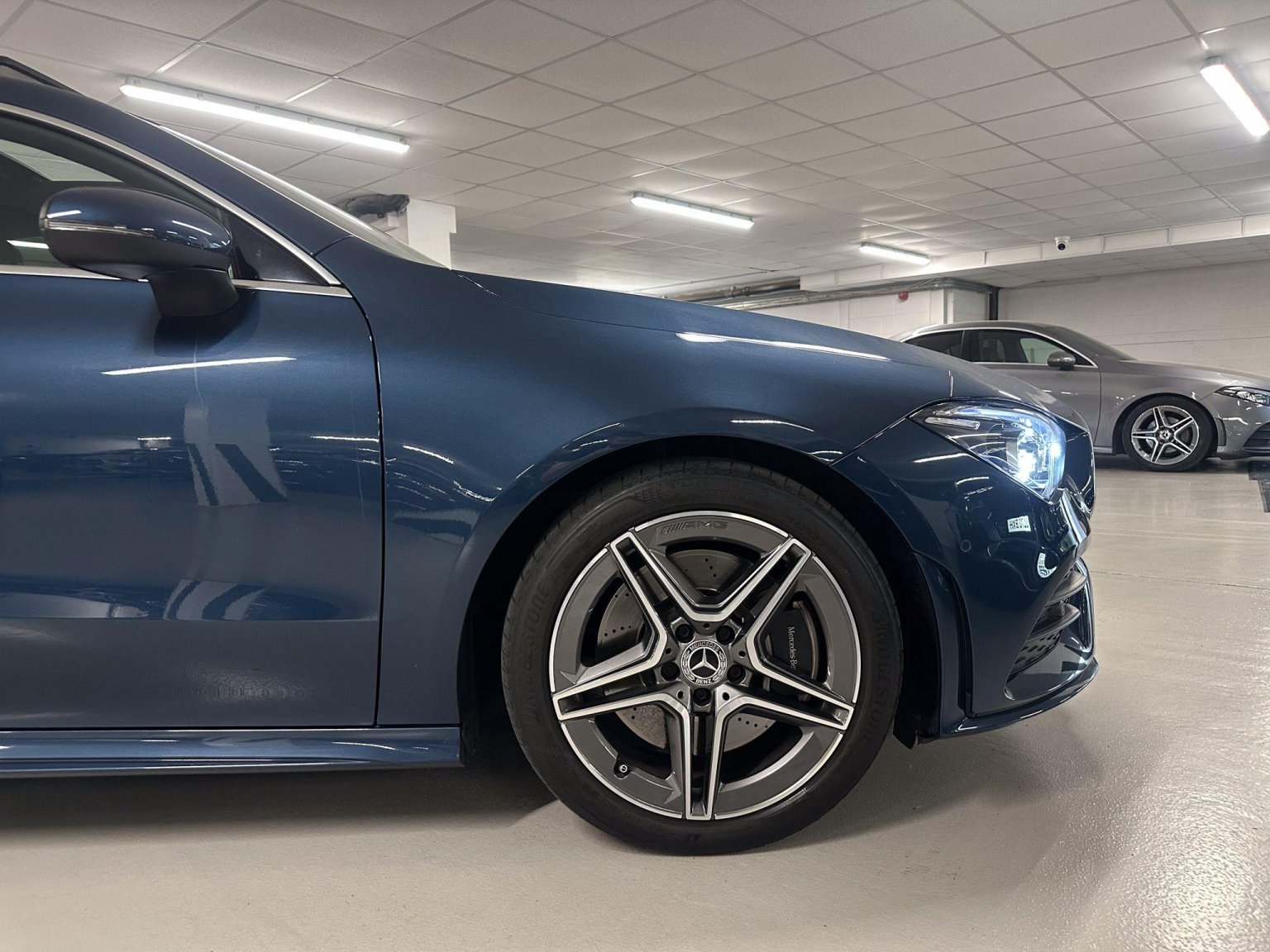 Mercedes Benz CLA