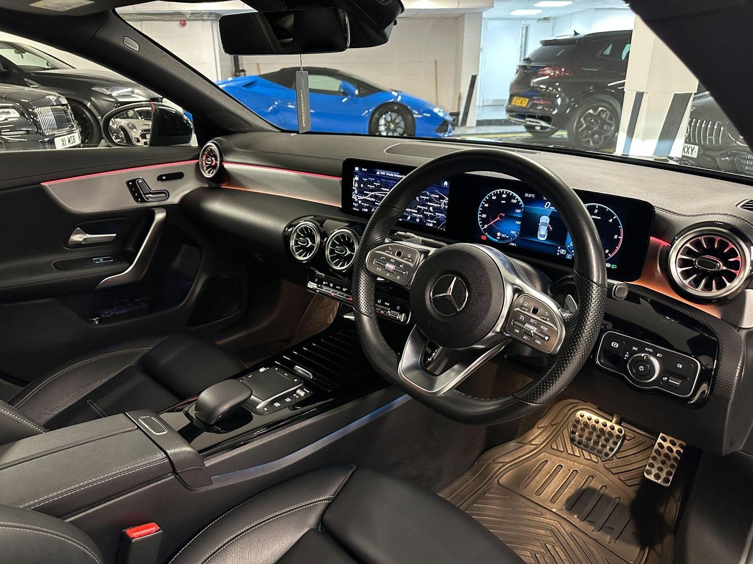 Mercedes Benz CLA