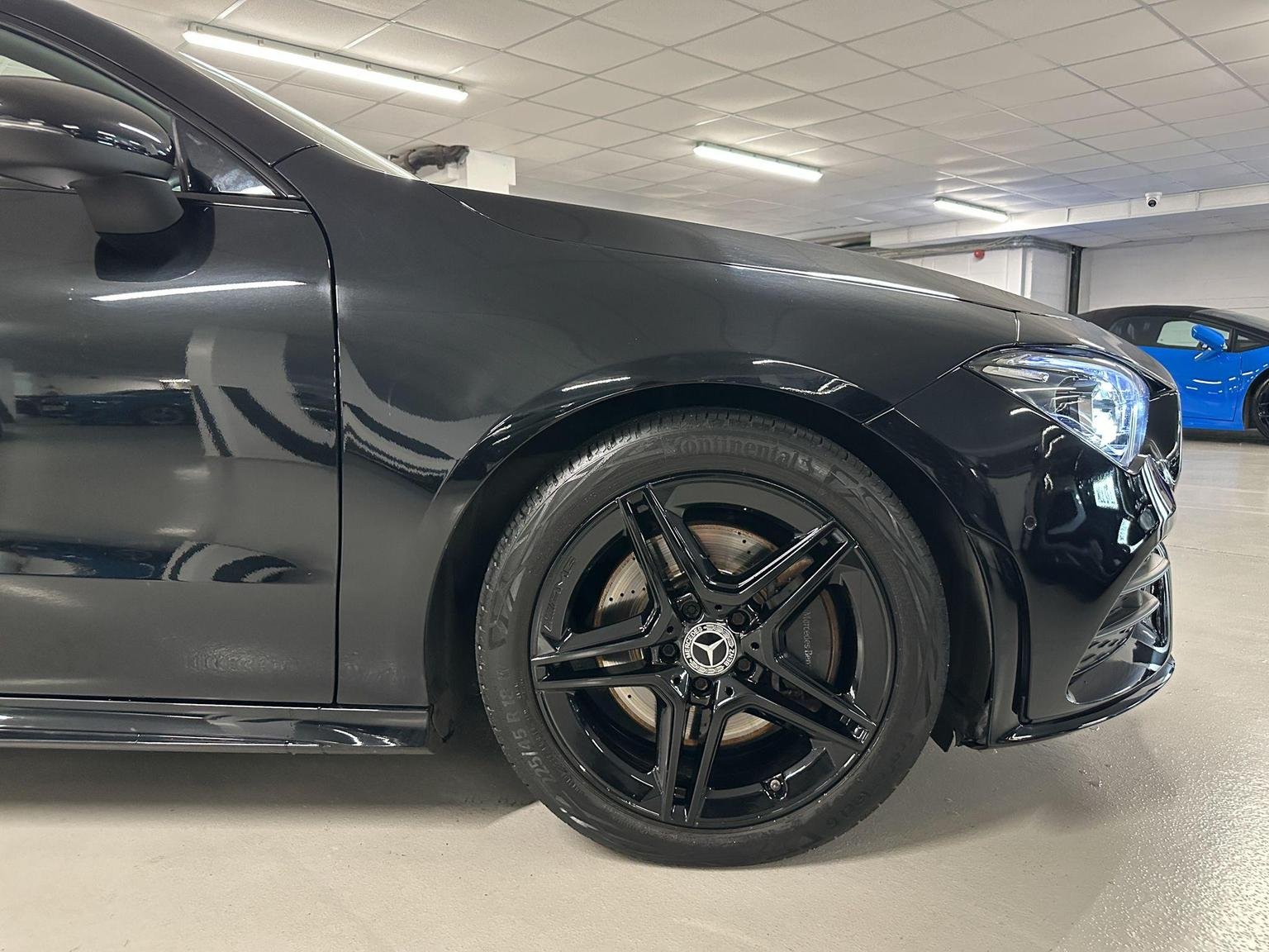 Mercedes Benz CLA