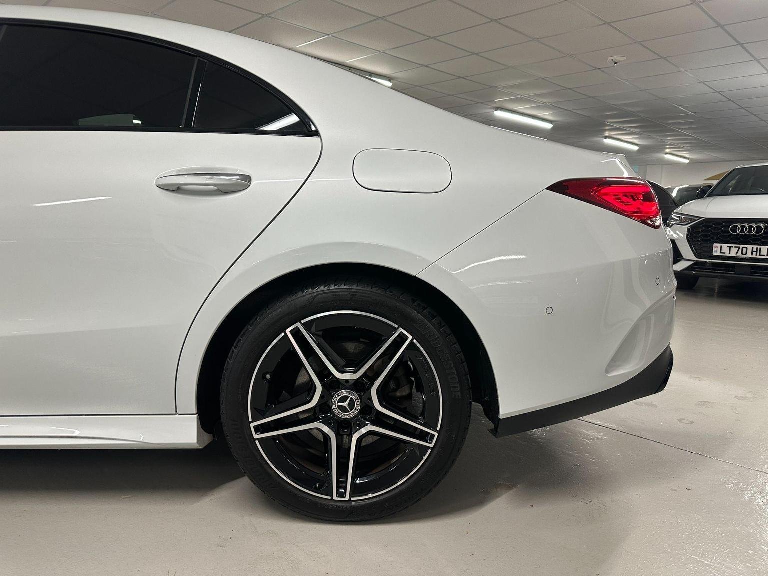 Mercedes Benz CLA