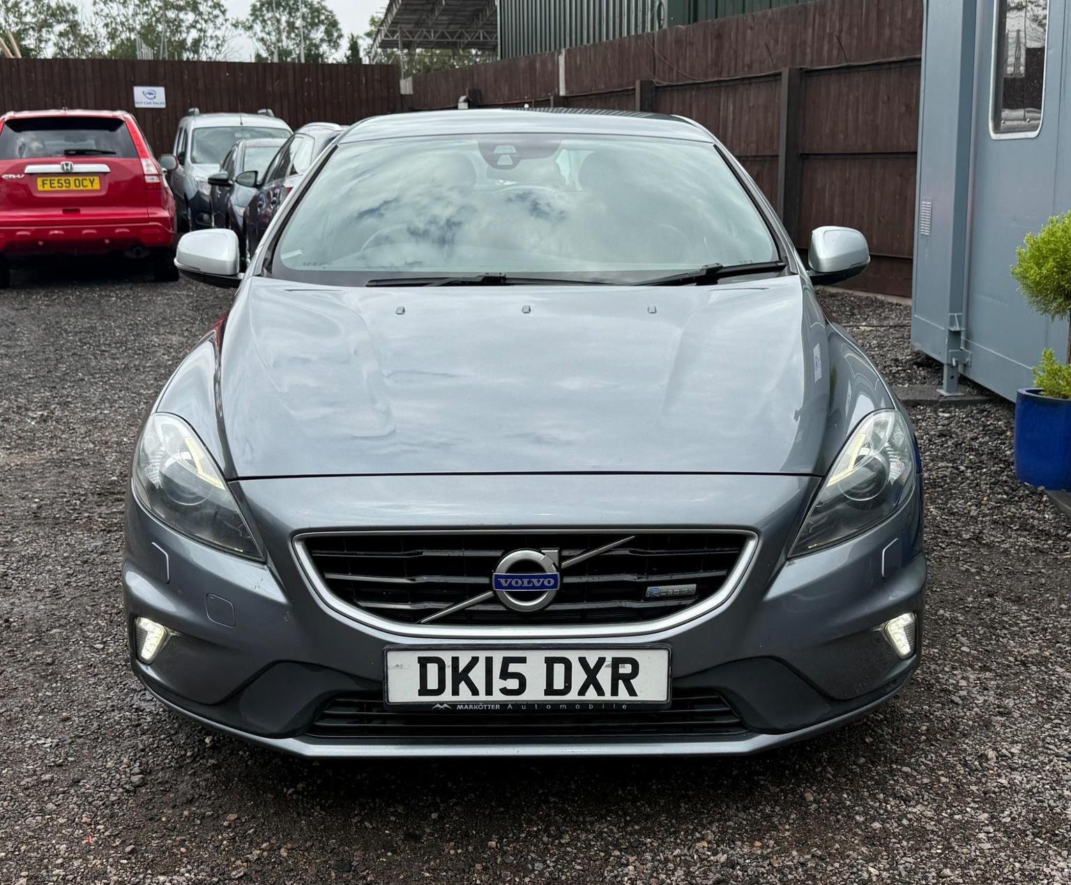 Volvo V40