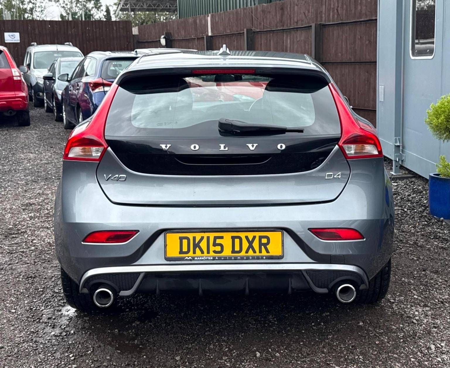 Volvo V40