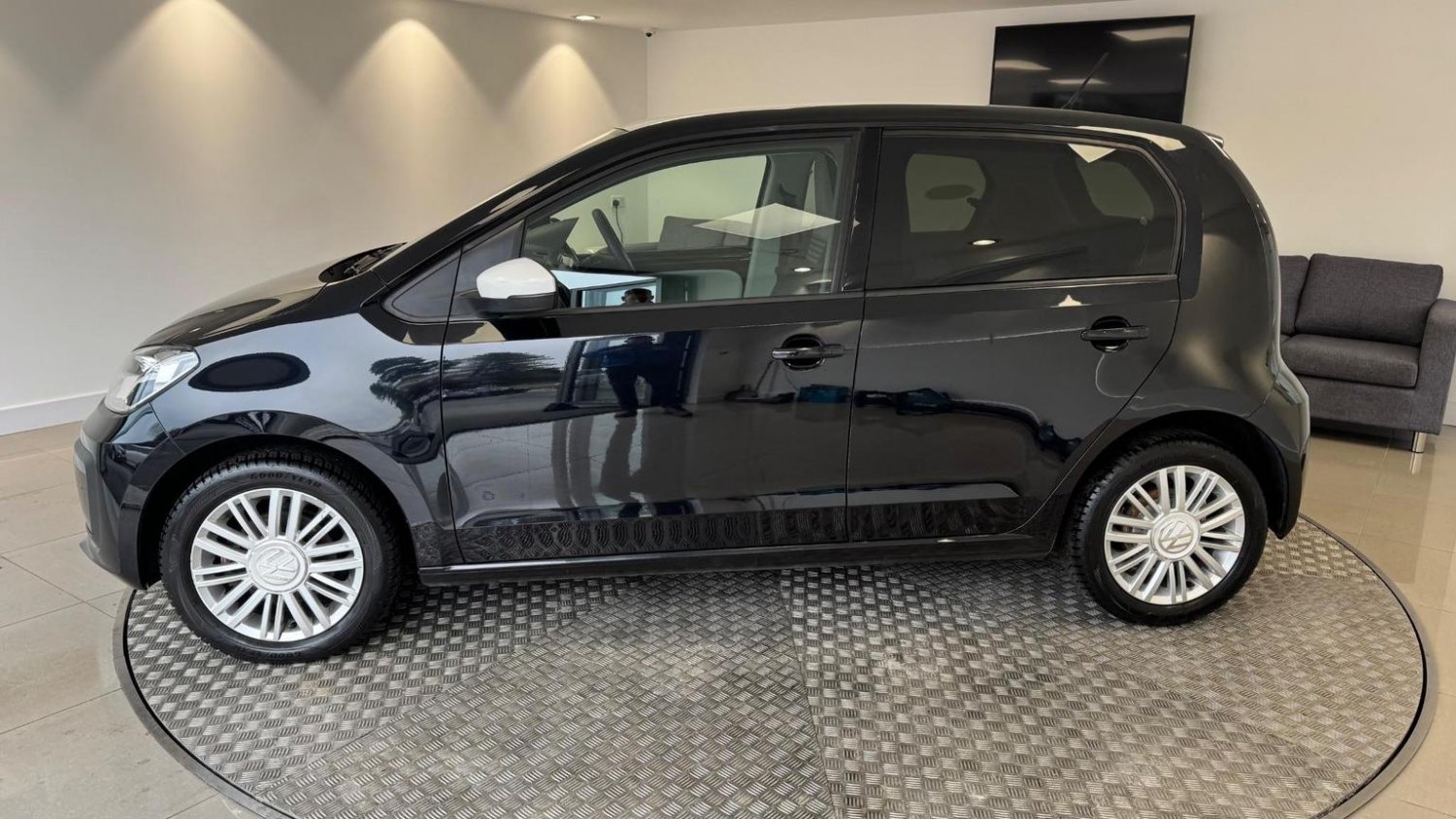 Volkswagen UP