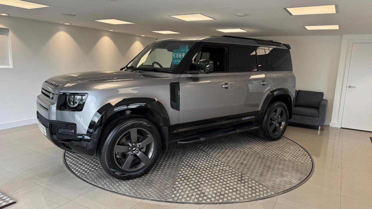 Land Rover 110