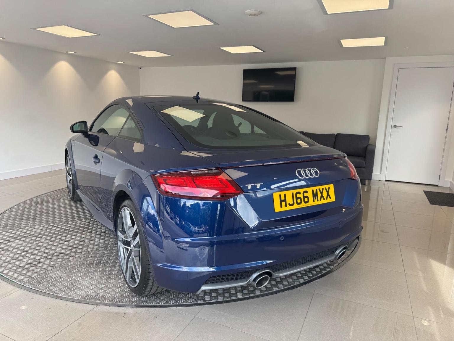 Audi TT