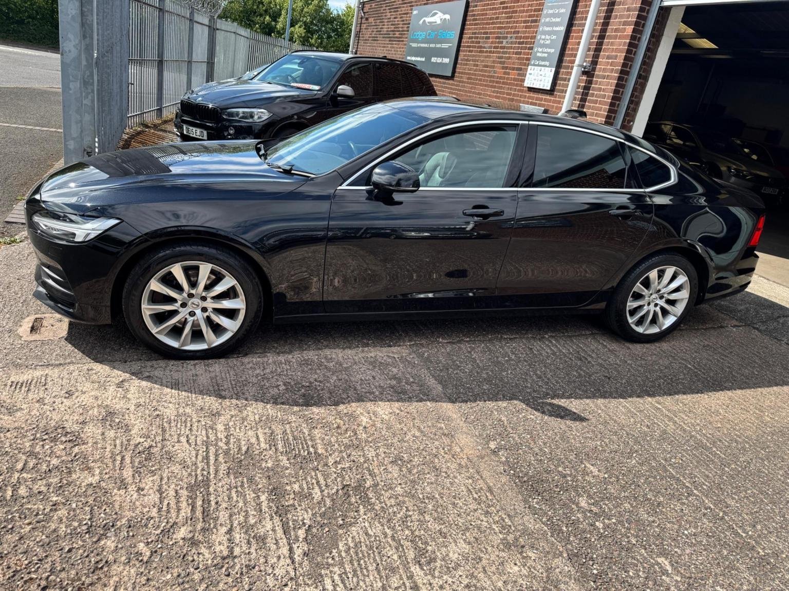 Volvo S90