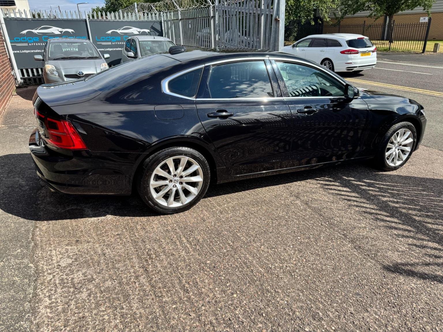 Volvo S90