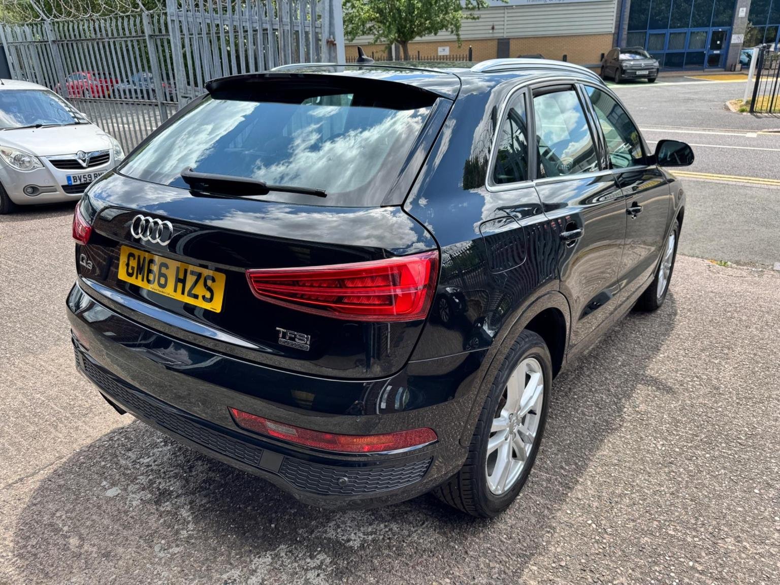 Audi Q3