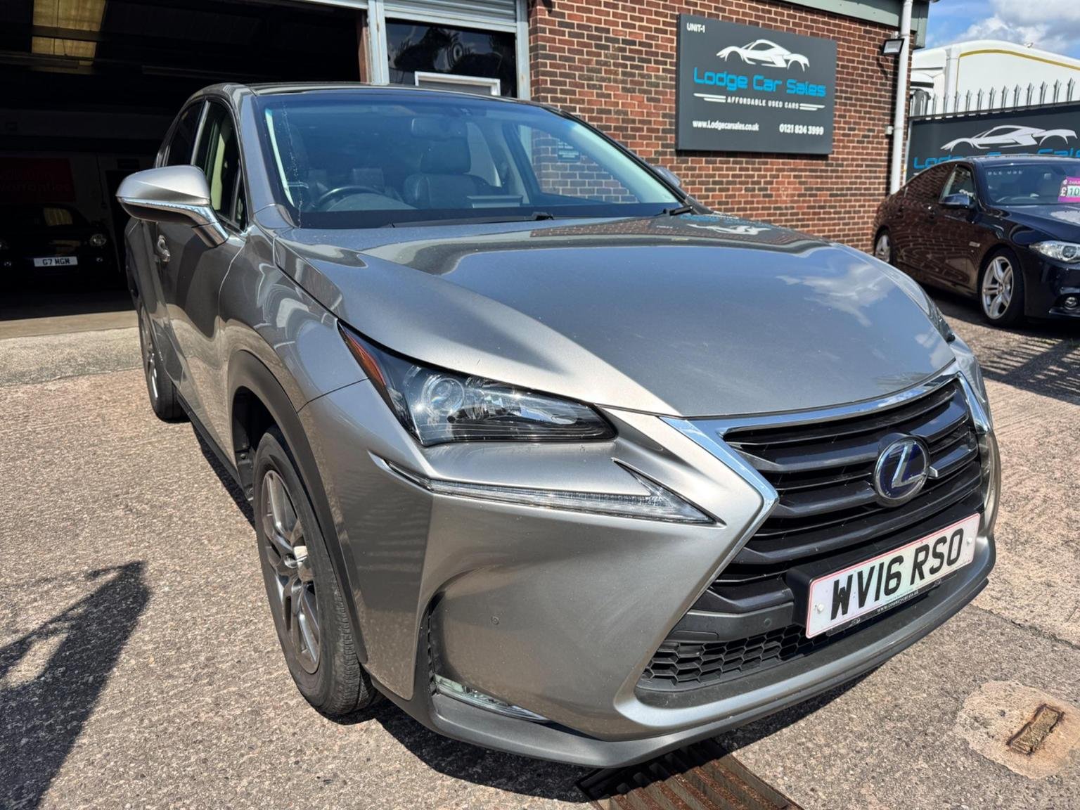 Lexus NX 300h