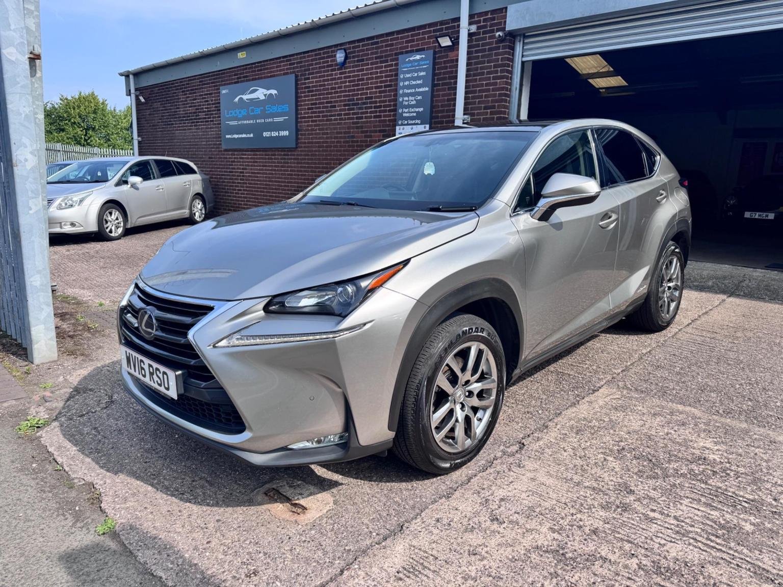 Lexus NX 300h