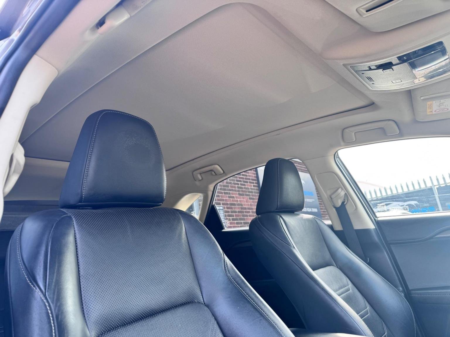 Lexus NX 300h