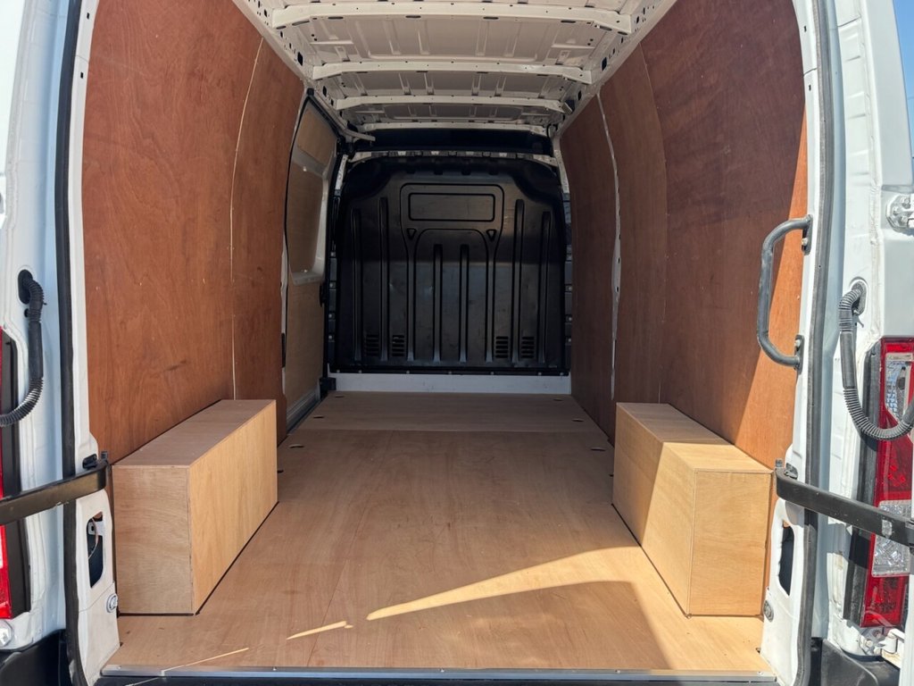 Vauxhall Movano