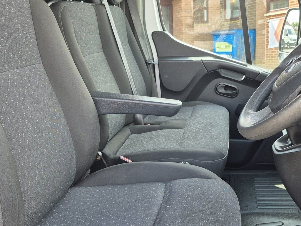 Vauxhall Movano
