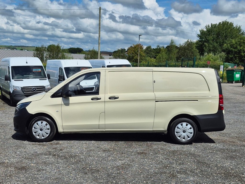 Mercedes Benz Vito