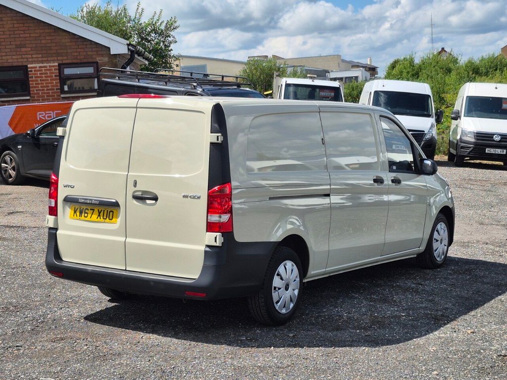 Mercedes Benz Vito