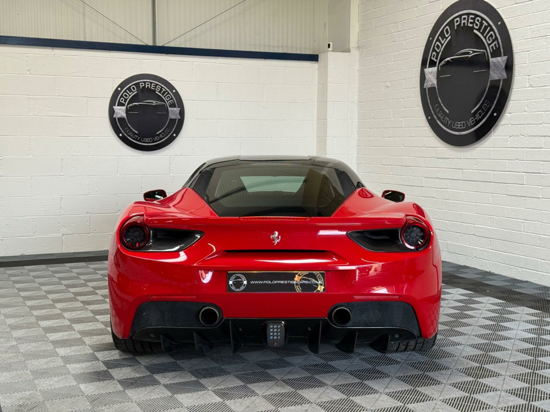 Ferrari 488