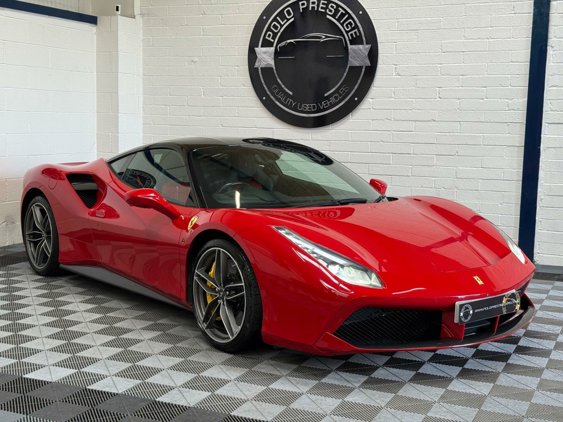 Ferrari 488