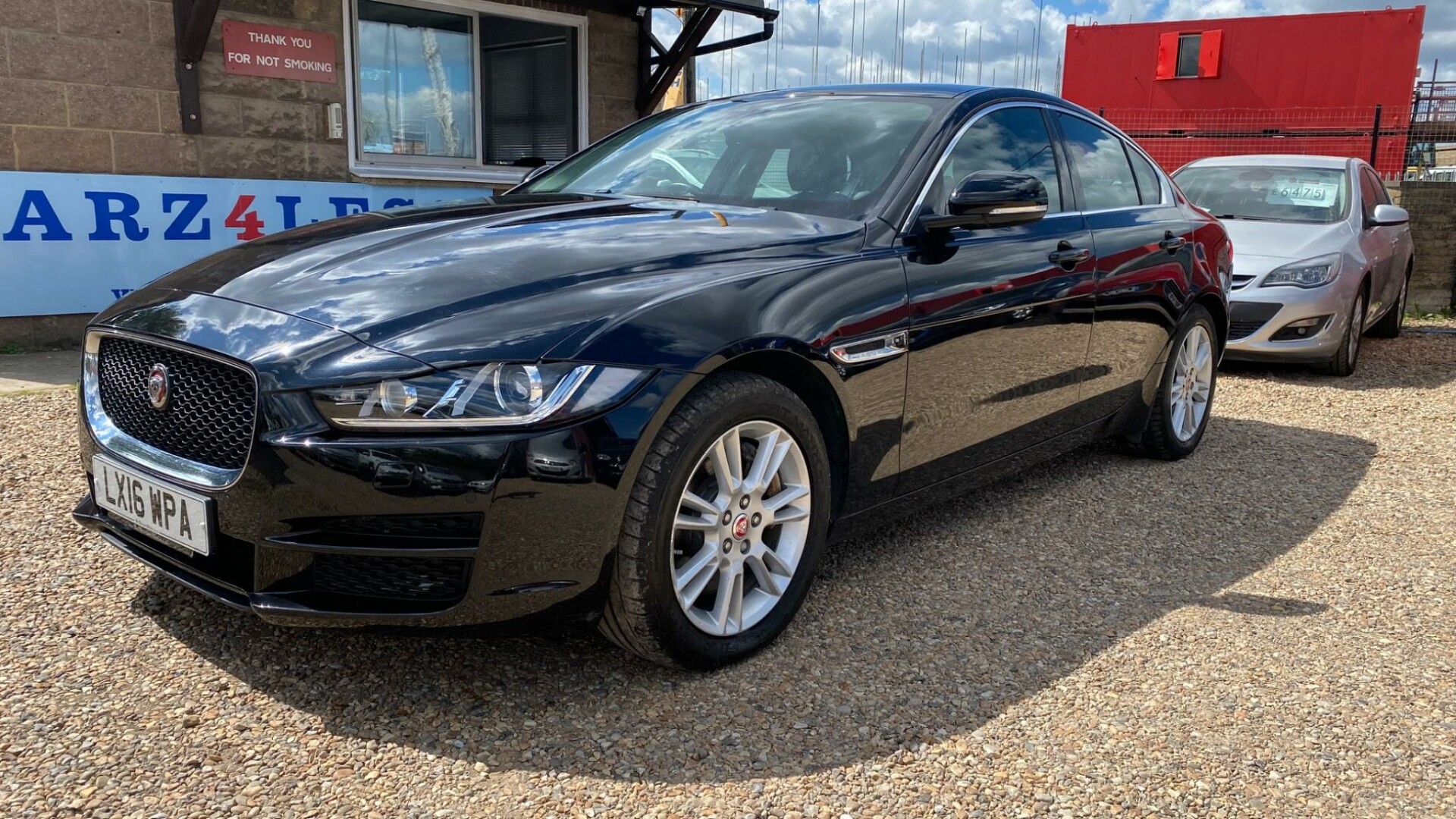 Jaguar XE