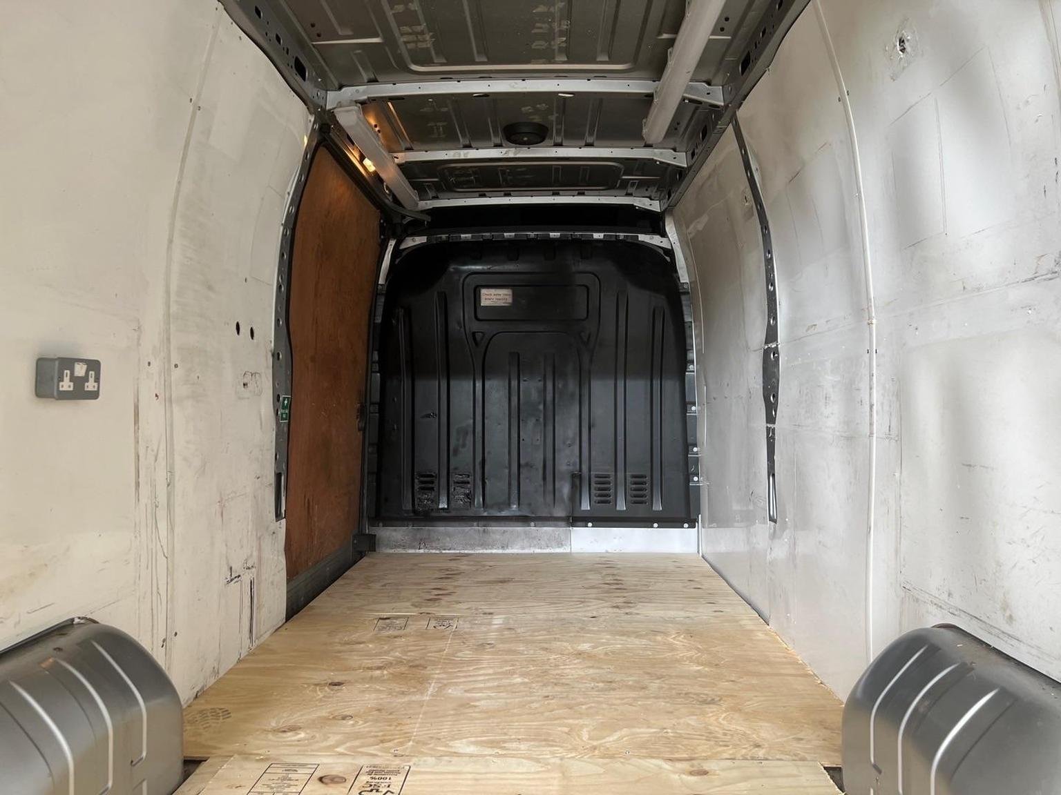 Vauxhall Movano