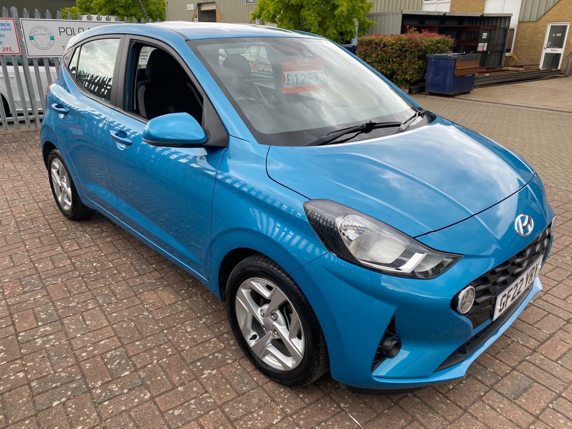 Hyundai i10
