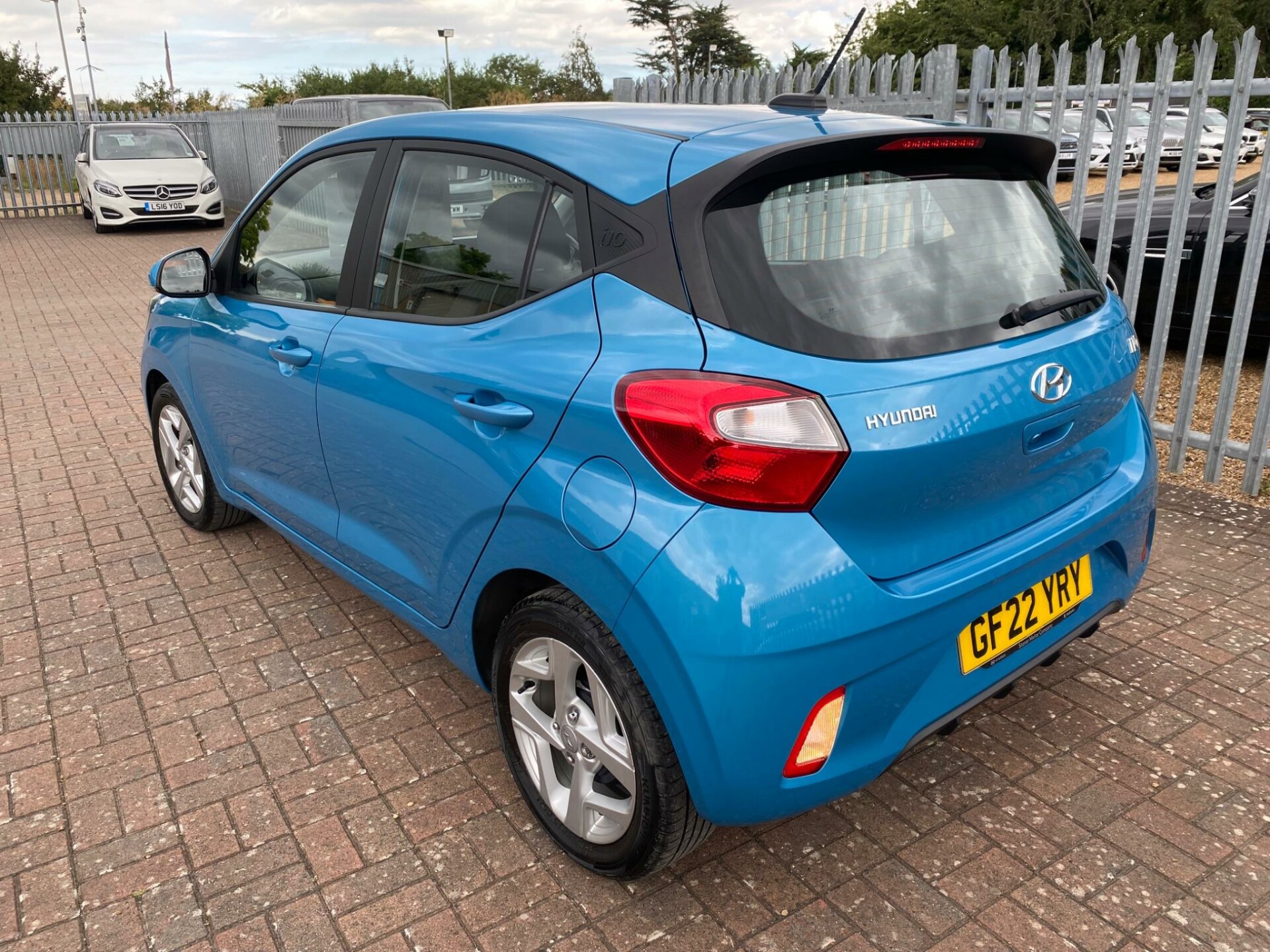 Hyundai i10