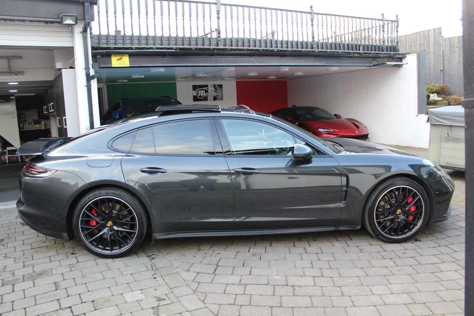 Porsche Panamera