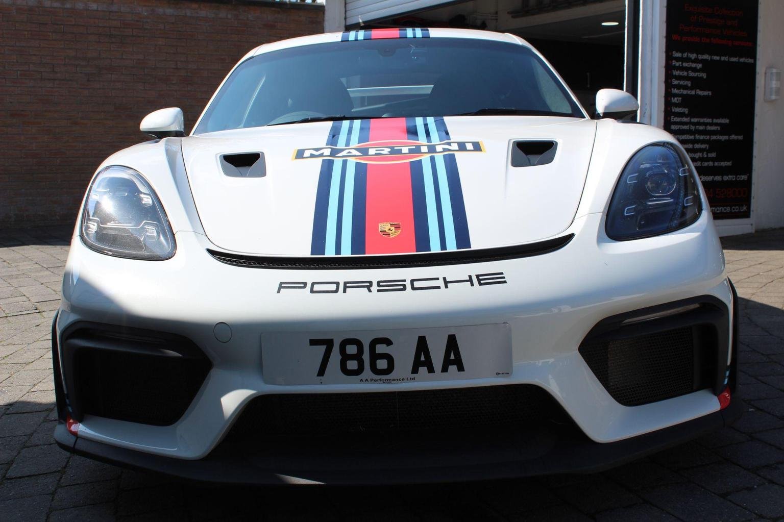 Porsche 718