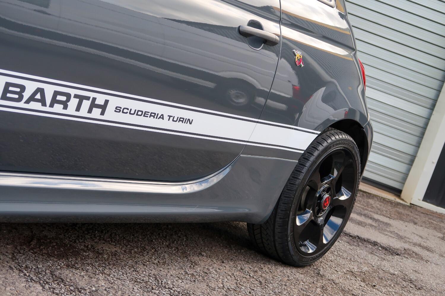 Abarth 595